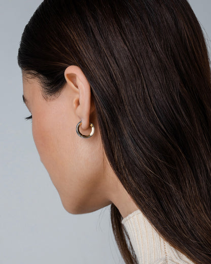 stainless-steel-gold woman