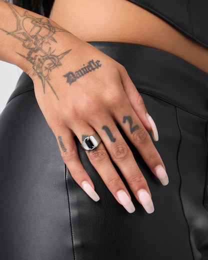 stainless-steel-black woman
