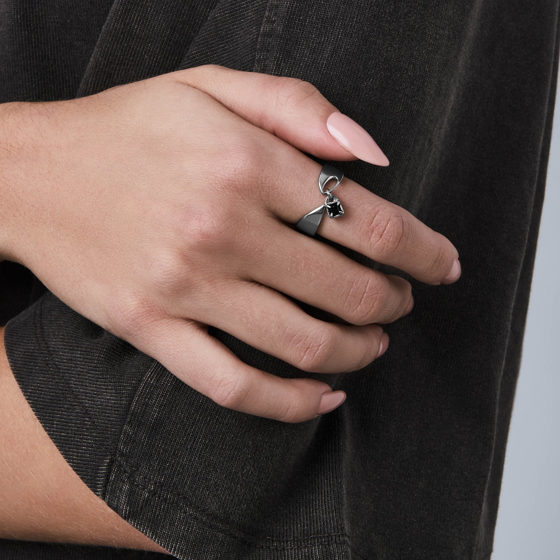stainless-steel-black