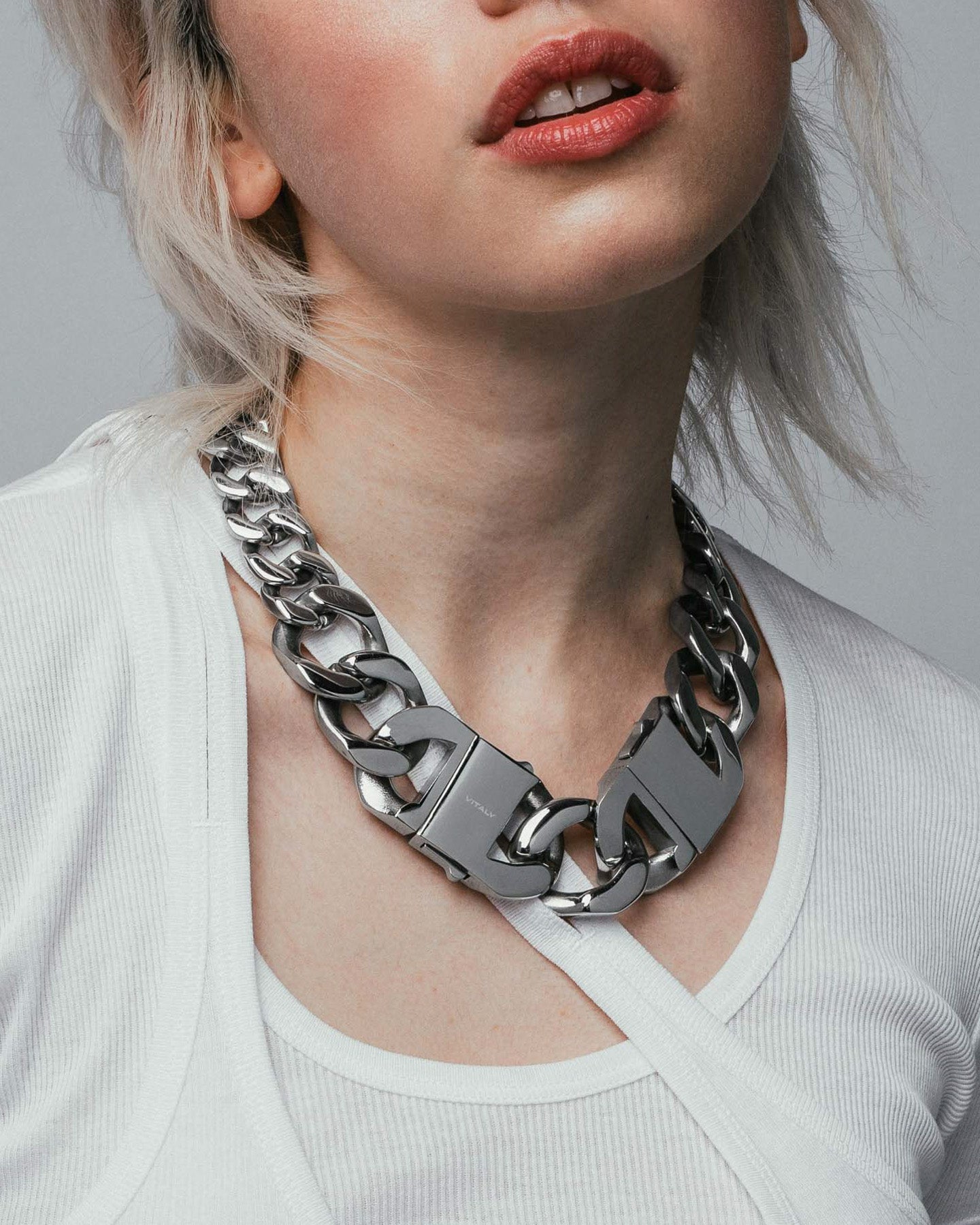 Vitaly◆FUSE チェーンネックレス 送料込 Vitaly Fuse Choker Chain | 100% Recycled Stainless Steel