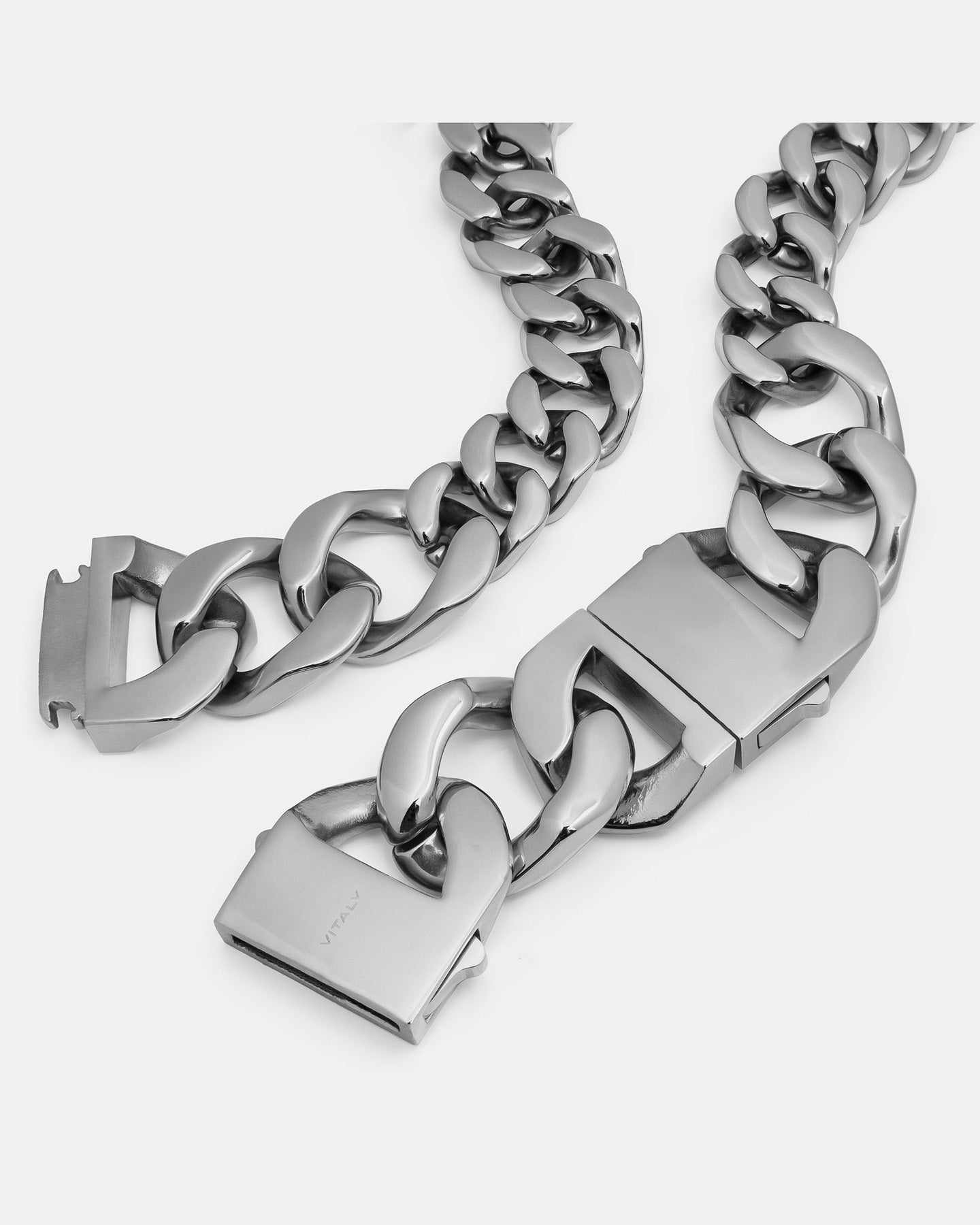 Vitaly◆FUSE チェーンネックレス 送料込 Vitaly Fuse Choker Chain | 100% Recycled Stainless Steel