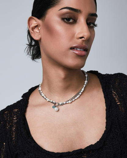 stainless-steel-pearl woman