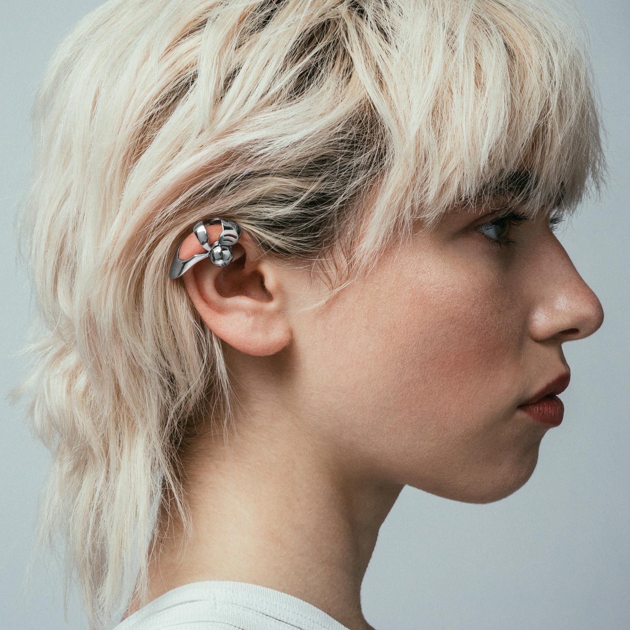 Vitaly ear cuff Outlet